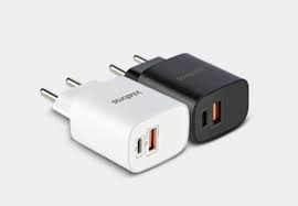 CARREGADOR USB-C ULTRARRAPIDO/ PORTA USB-C 3X MAIS RAPIDO 
